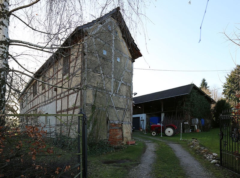 File:Altenberger Hof, Kardorf, Altenberger Gasse 79. Zugang Nordostseite.jpg