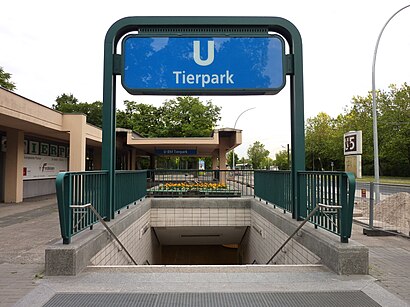 So kommt man zu der U-Bahnhof Tierpark mit den Öffentlichen - Mehr zum Ort Hier