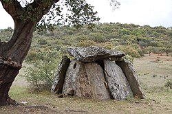 A cikk szemléltető képe Anta da Herdade da Candieira