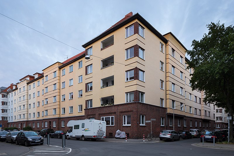 File:Apartment houses Kollenrodtstrasse Friedrich-Heeren-Strasse List Hannover Germany.jpg