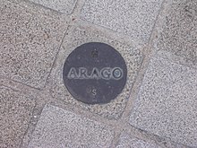 File:Arago_medallion_Paris.jpg