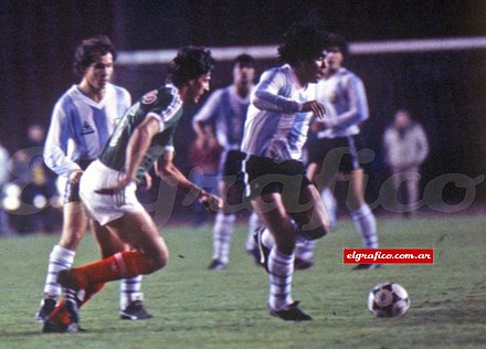 Mexico v Argentina in Los Angeles, 1985