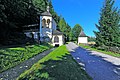 English: Cross chapel and wayside chapel over a brook Deutsch: Kreuzkapelle und Wegkapelle über einem Bach