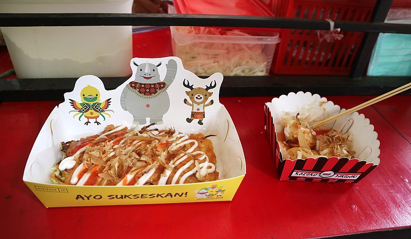 File:Asian Games 2018 GBK Jakarta Okonomiyaki Takoyaki.jpg