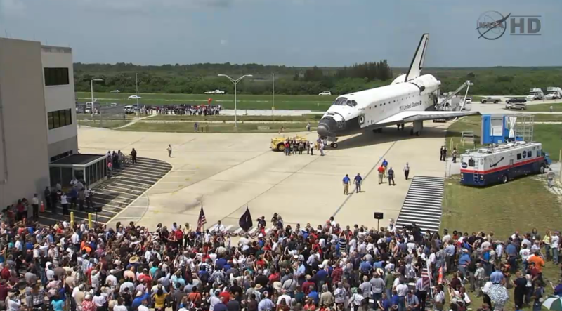 File:Atlantis welcome home ceremony outside the OPF July 22.png