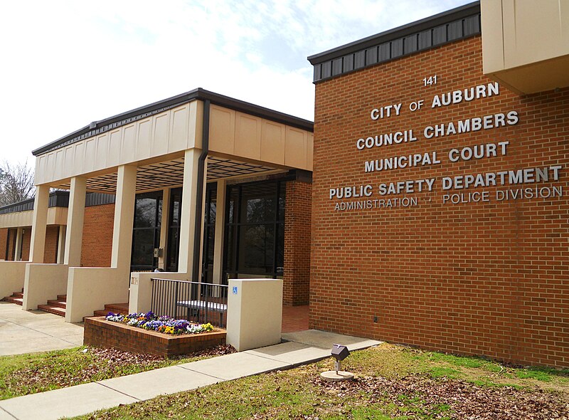 File:Auburn Police & Public Safety Department Building.JPG