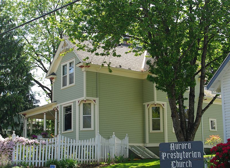 File:Aurora Oregon house - Liberty Street.JPG