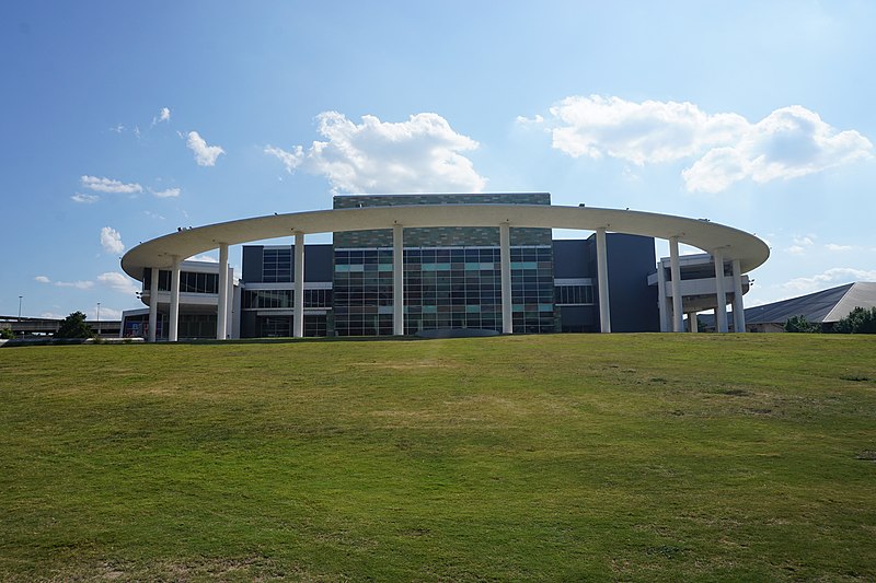 File:Austin August 2019 12 (Long Center for the Performing Arts).jpg