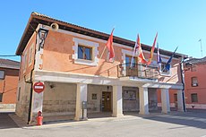 Ayuntamiento de Villalmanzo.jpg