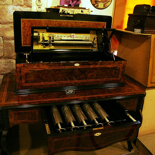 Typical table music box, with six interchangeable cylinders