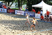 Deutsch: Beachhandball Europameisterschaften 2019 (Beach handball Euro); Tag 4: 5. Juli 2019 – Frauen, Viertelfinale, Niederlande-Griechenland 2:1 (25:12, 18:24, 7:6) English: Beach handball Euro; Day 4: 5 July 2019 – Quarter Final Women – Netherlands-Greece 2:1 (25:12, 18:24, 7:6)