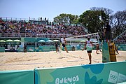 Deutsch: Beachvolleyball bei den Olympischen Jugendspielen 2018; Tag 11, 17. Oktober 2018; Jungen, Spiel um Platz 3 – Argentinien-Ungarn 2:0 (21–15/21–15) English: Beach volleyball at the 2018 Summer Youth Olympics at 17 October 2018 – Bronze Medal Match – Argentina-Hungary 2:0 (21–15/21–15)