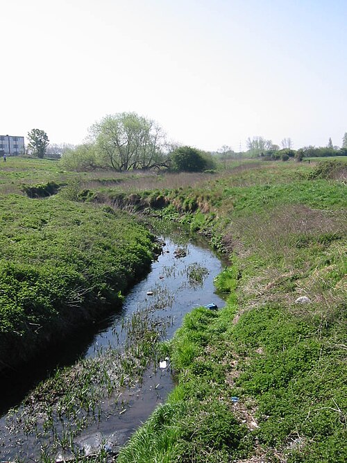 The River Beam in the south of Dagenham