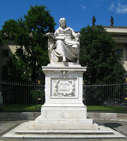 File:Berlin, Mitte, Unter den Linden, Denkmal Wilhelm von Humboldt 01.jpg