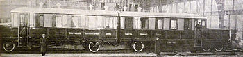 Сдвоенный пассажирский аккумуляторный моторный вагон производства Общества Брянского Завода, 1910 год