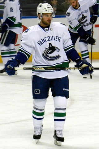 <span class="mw-page-title-main">Brad Richardson</span> Canadian ice hockey player