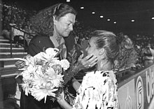 Bundesarchiv Bild 183-1988-0911-030, Katarina Witt, Jutta Müller.jpg