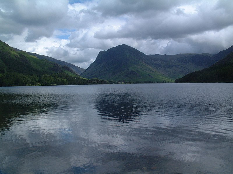 File:Buttermere MMB 02.jpg