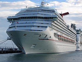 Carnival Glory makalesinin açıklayıcı görüntüsü