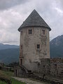 Castel Pergine - Torre esterne.JPG