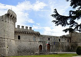 Castello Orsini-Colonna in Avezzano.jpg