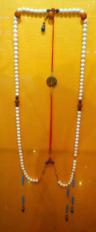 <span class="mw-page-title-main">Chaozhu</span> Qing dynasty court necklace