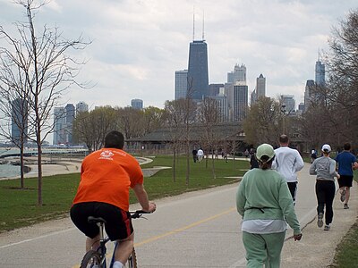 A shared use path in Chicago. Here the roles are reversed, and cyclists must make sure they ride with pedestrian safety in mind.