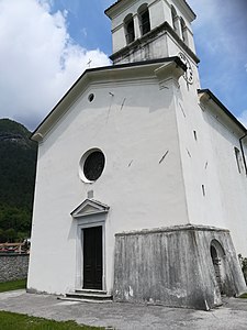 Chiesa di San Floriano (Tramonti di Sopra) 03.jpg