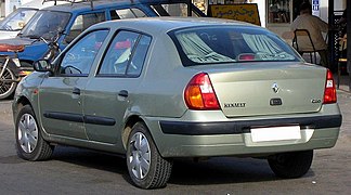 Renault Clio Symbol. Vista posterior