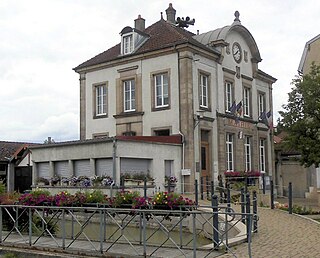 <span class="mw-page-title-main">Colombier-Fontaine</span> Commune in Bourgogne-Franche-Comté, France