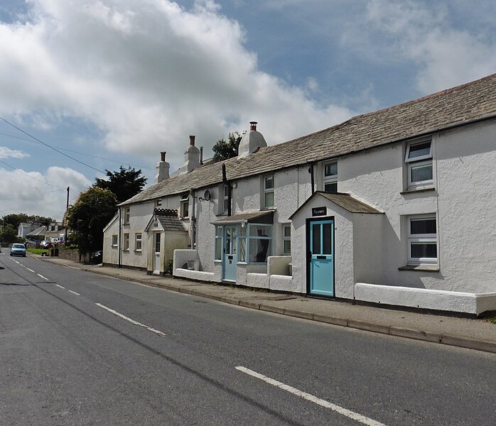 File:Cottages in Rockhead - geograph.org.uk - 5076762.jpg