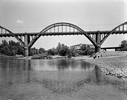 Cotter Bridge Spanning White River closeup.jpg