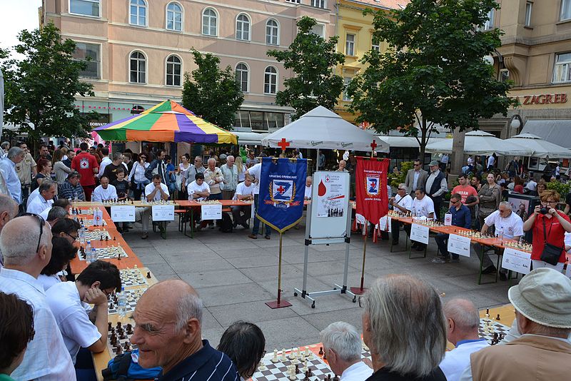 File:Cvjetni trg simul 20160601 DSC 5198.jpg