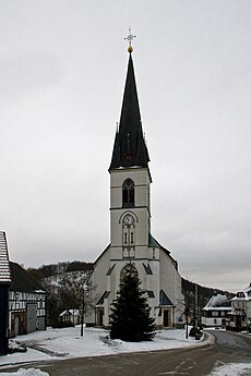 Düdinghausen-Pfarrkirche St. Johannes.jpg