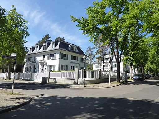 Dahlem Am Schülerheim - Gelfertstraße