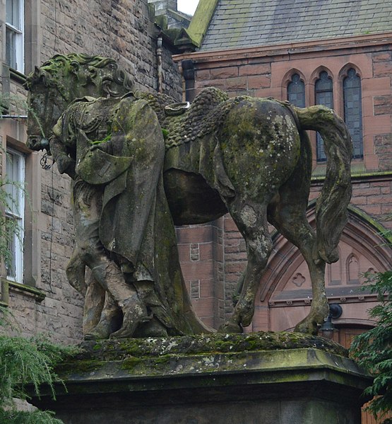 File:Decapitated Duke of Wellington - panoramio.jpg