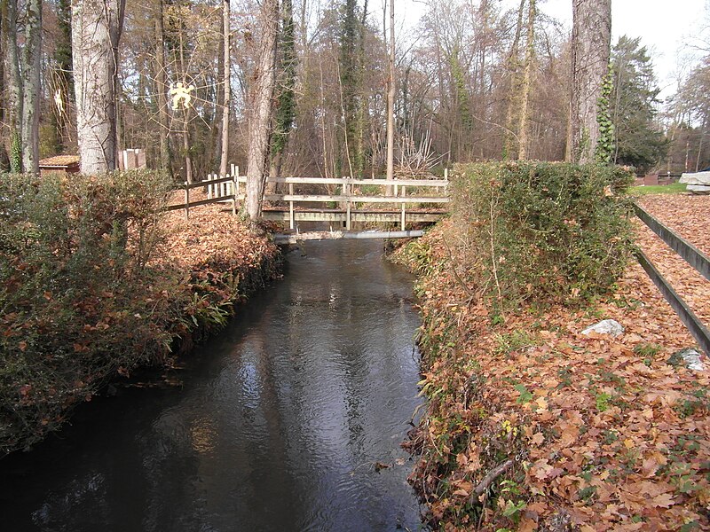 File:Domaine de Saint-Jean de-Chépy (7).jpg