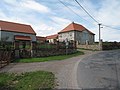 Čeština: Lepší dům v Drahoňově Újezdě. Okres Rokycany, Česká republika. English: Better house in Drahoňův Újezd, Rokycany District, Czech Republic.