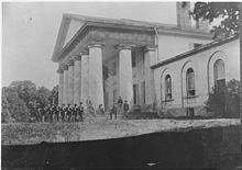 East front of Arlington House with Union Army soldiers on the lawn on June 28 1864 East front of Arlington Mansion (General Lee's home), with Union soldiers on the lawn, 06-28-1864 - NARA - 533118.jpg