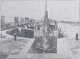 El crucero 'Uruguay' en el dique nacional