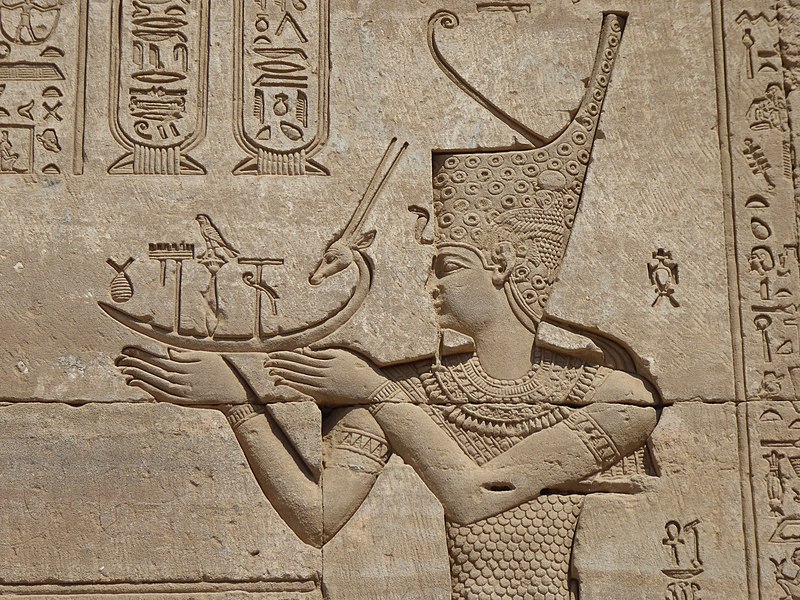 File:Emperor Trajan, Dendera.jpg