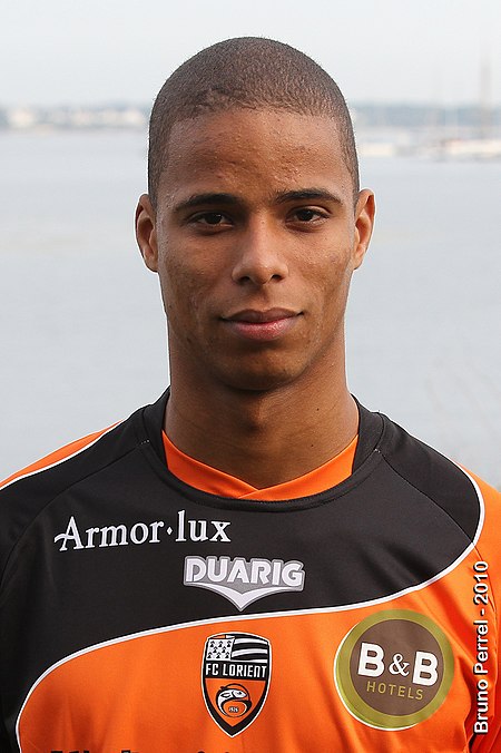 FC Lorient 2010-2011 - Kévin Monnet-Paquet.jpg