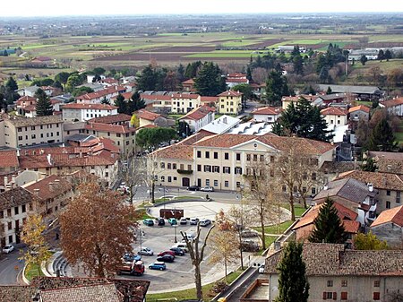 Fagagna centro piazza