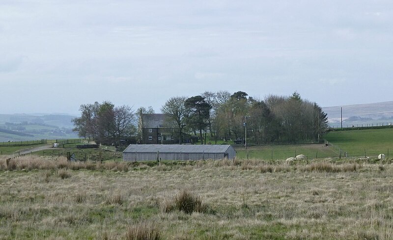 File:Fairneycleugh Farm - geograph.org.uk - 5379946.jpg