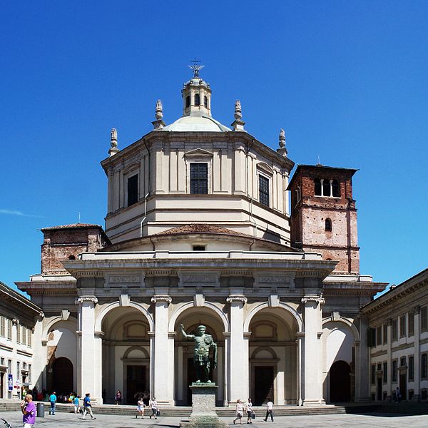 File:Fassade der Basilica di San Lorenzo, Mailand.jpg