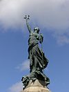 Obrázek vítězství na vrcholu Exeter War Memorial.jpg