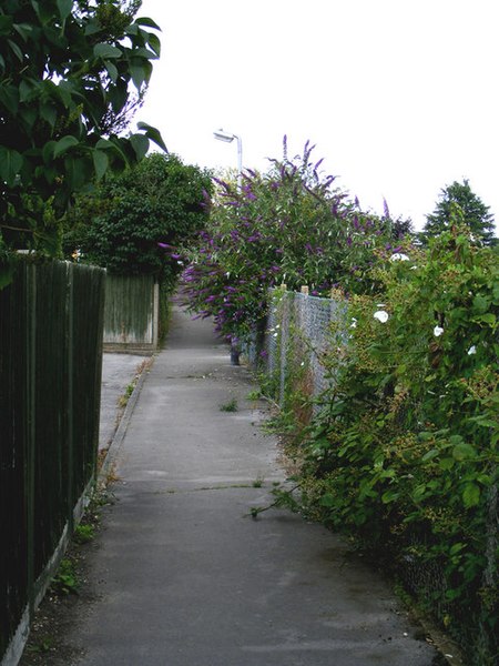 File:Footpath from Princes Close to Normandy Drive - geograph.org.uk - 1452016.jpg