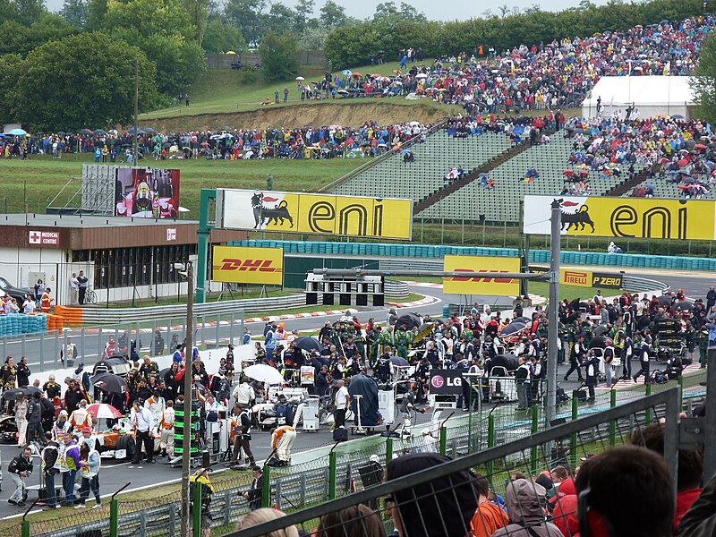 File:Formula 1 Hungarian Grand Prix 2011 (6).JPG