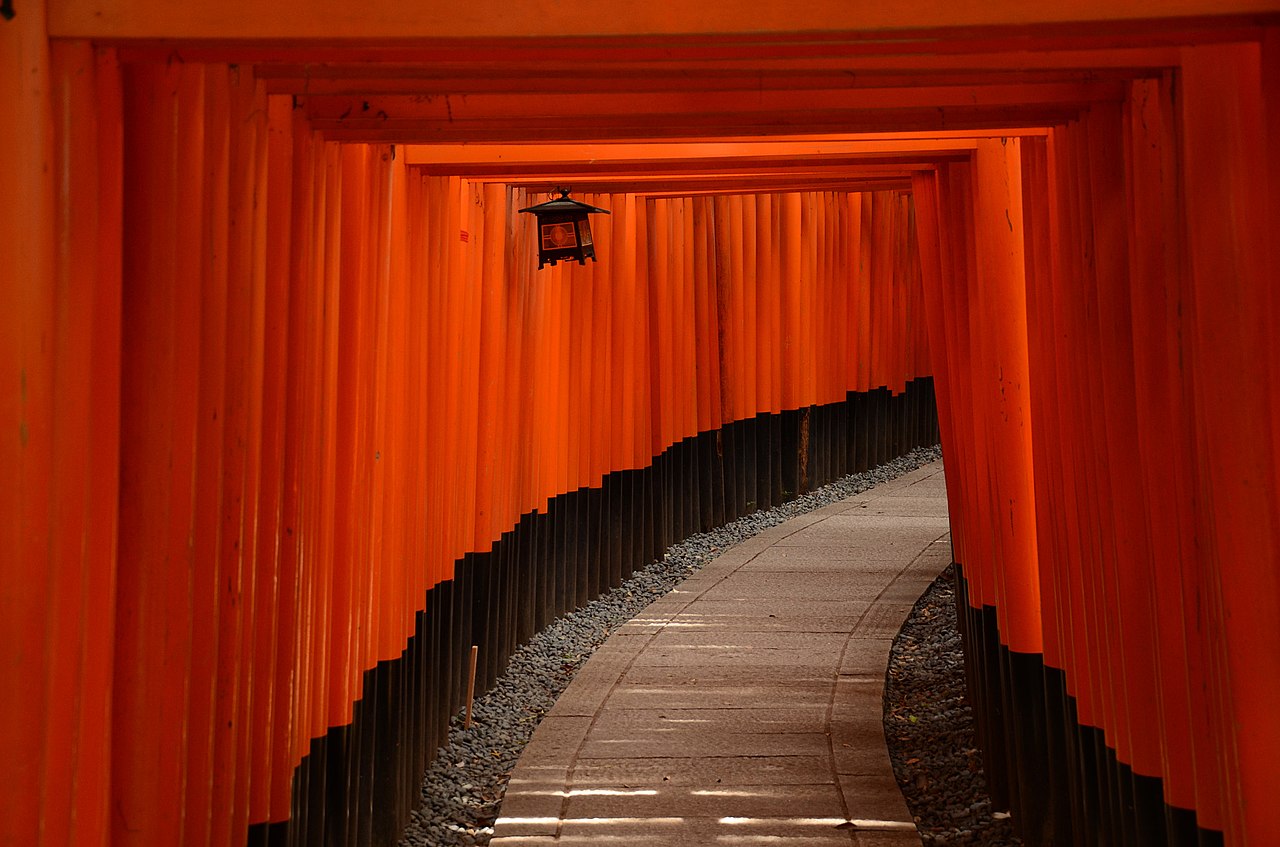 Fushimi Inari Taisha Shrine (111096851).jpeg