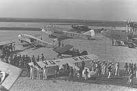 1939年、ロッド空港でのパイロット卒業式の様子。